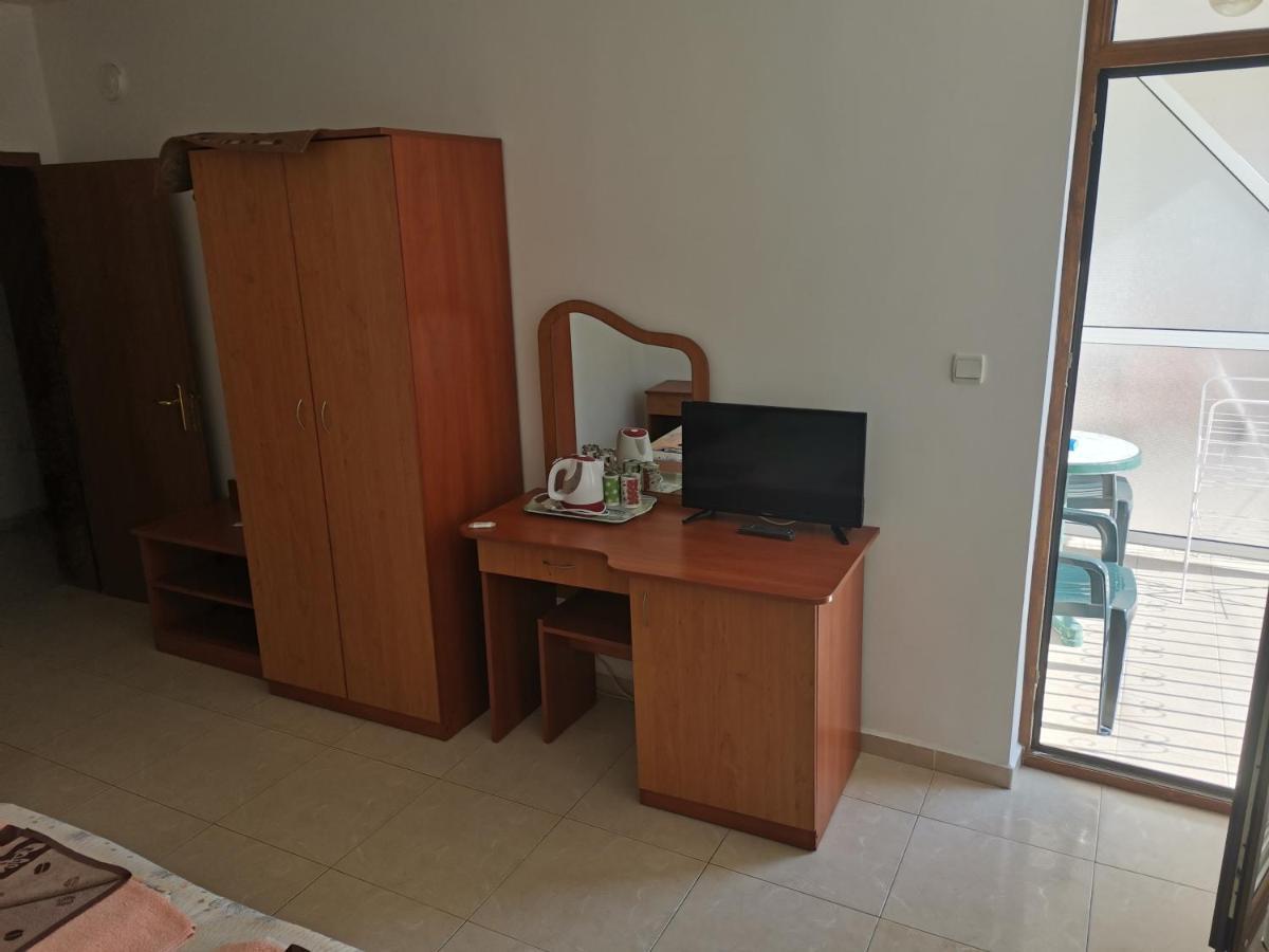 Къща За Гости Кадиеви Primorsko Extérieur photo