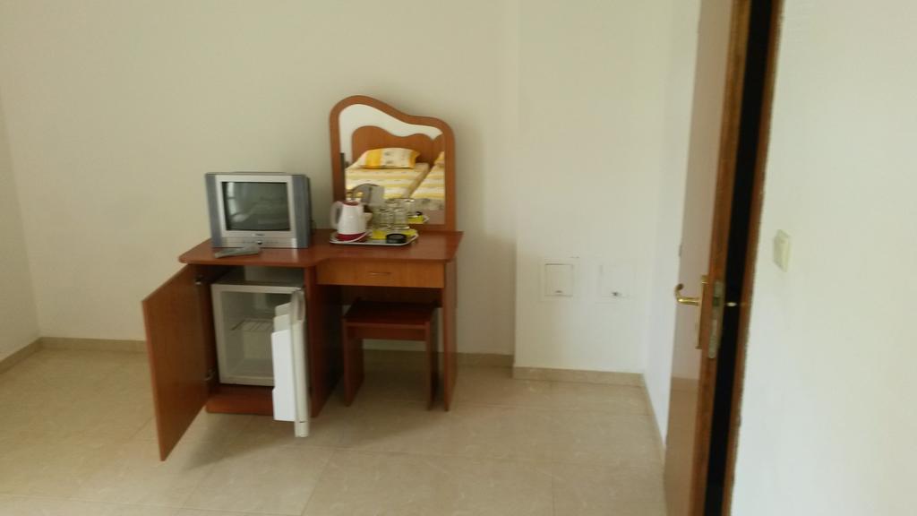 Къща За Гости Кадиеви Primorsko Extérieur photo